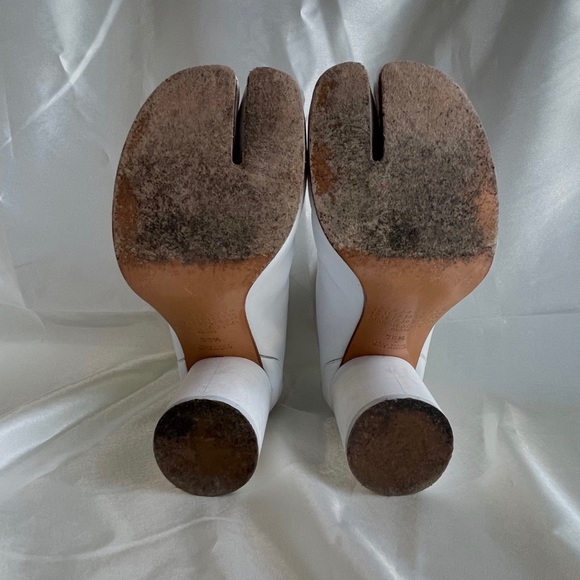 ❗️SOLD❗️Maison Martin Margiela white leather tabi boots - Picture 3 of 4